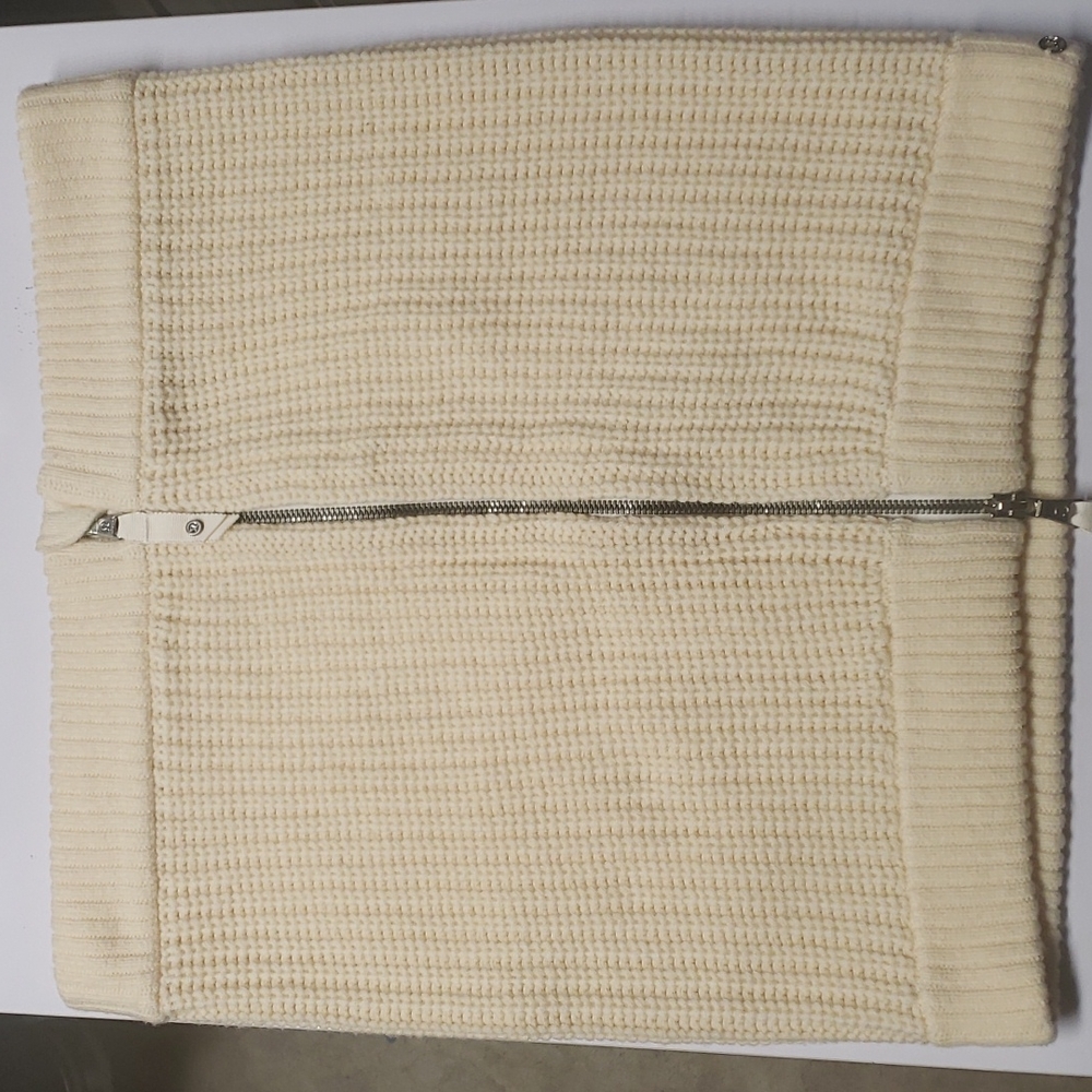 lululemon athletica Lululemon 100% Merino Wool Sweater Skirt Zip Up - Women |